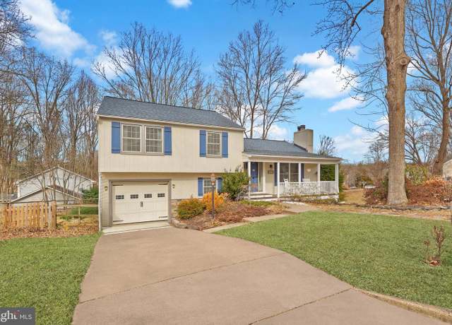 Property at 4222 Avon Dr, Dumfries, VA 22025, 3 beds, 2.5 baths