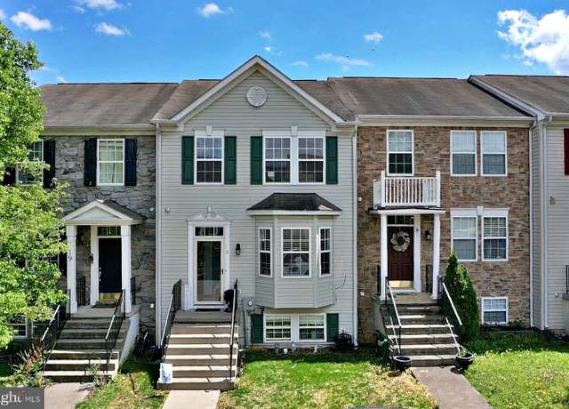 Property at 21 Holmes Dr, Charles Town, WV 25414, 4 beds, 3.5 baths