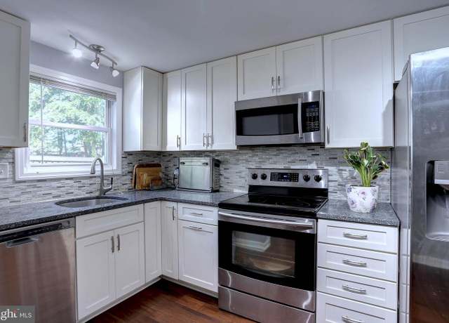 Property at 3574 Brickwall Ln, Pasadena, MD 21122, 3 beds, 2 baths