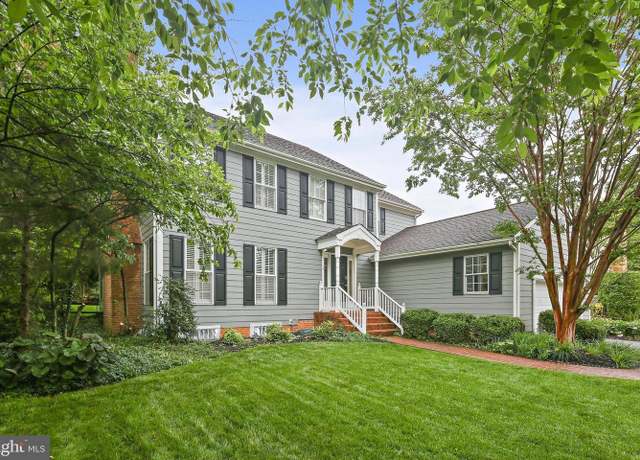 Property at 4 Old Elm Ct, Lutherville Timonium, MD 21093, 4 beds, 3.5 baths