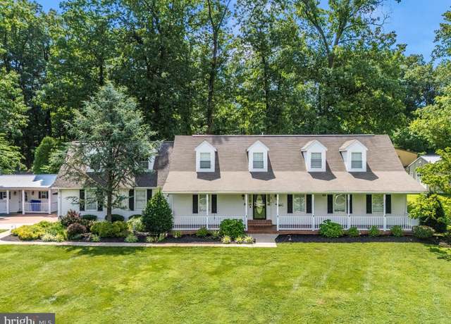 Property at 6047 Quinn Rd, Frederick, MD 21701, 4 beds, 3.5 baths