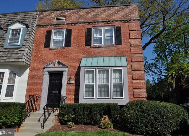 Property at 6630 Hillandale Rd #56, Chevy Chase, MD 20815, 3 beds, 2.5 baths
