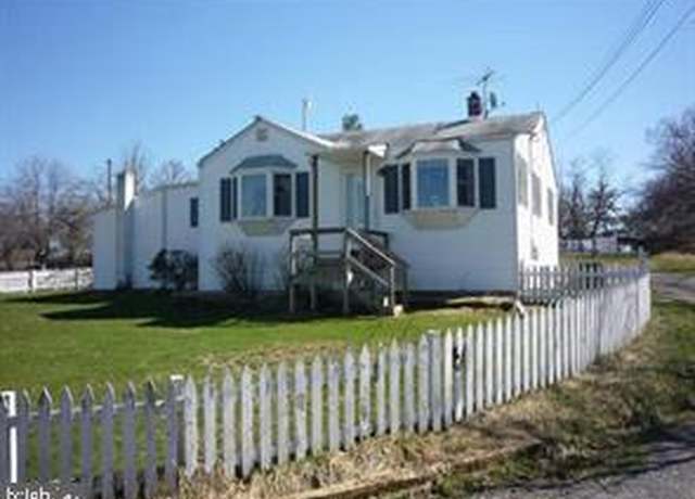 Property at 11404 Robert Crain Hwy, Cheltenham, MD 20623, 3 beds, 1.5 baths