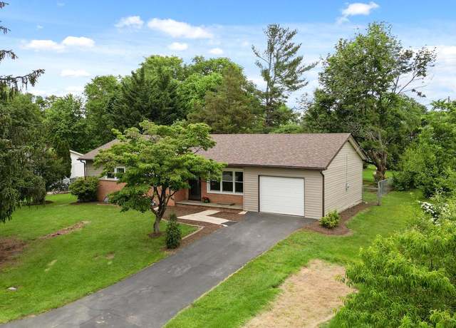 Property at 12211 Richwood Dr, Hagerstown, MD 21740, 3 beds, 1 bath