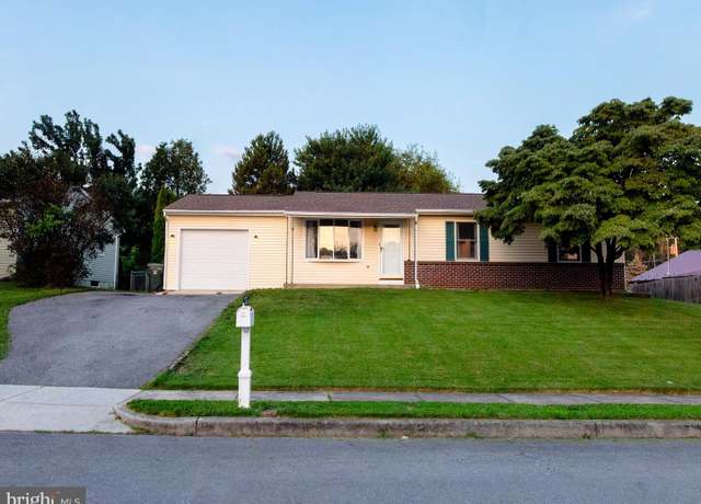 Property at 1349 Cedarwood Dr, Hagerstown, MD 21742, 3 beds, 1 bath