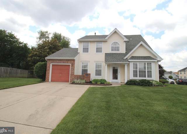 Property at 72 Fieldcrest Dr, Westampton, NJ 08060, 3 beds, 2.5 baths