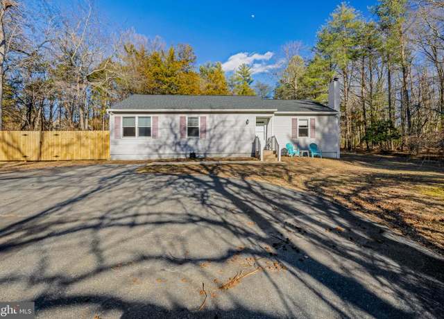 Property at 207 Bells Lake Rd, Turnersville, NJ 08012, 3 beds, 2 baths