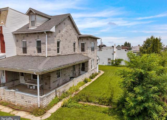 Property at 529 Chestnut St, West Reading, PA 19611, 3 beds, 1.5 baths
