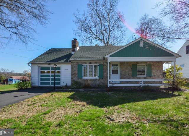 Property at 3039 N Old Bethlehem Pike, Quakertown, PA 18951, 2 beds, 1 bath