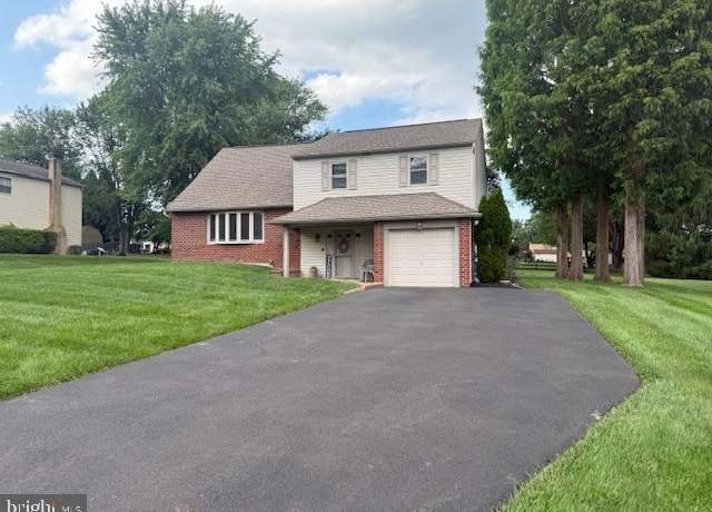 Property at 751 Ridge Ln, Warminster, PA 18974, 3 beds, 2.5 baths