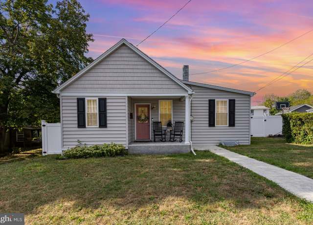 Property at 339 W Perry St, Enola, PA 17025, 4 beds, 2 baths