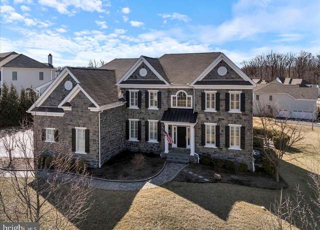 Property at 3905 Greenbank Ln, Newtown Square, PA 19073, 4 beds, 4 baths
