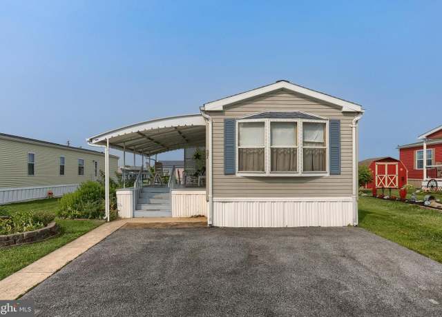 Property at 1300 E Kercher Ave, Lot #27, Myerstown, PA 17067, 2 beds, 1 bath