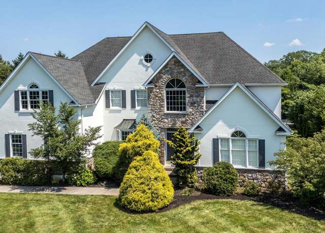 Property at 150 Cambronne Cir, Blue Bell, PA 19422, 5 beds, 4 baths