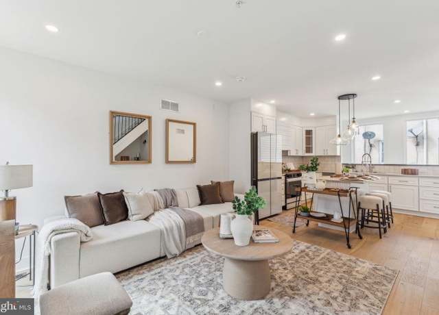 Property at 1929 W George St, Philadelphia, PA 19130, 3 beds, 2.5 baths
