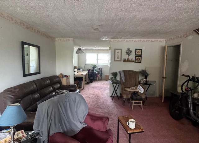 Property at 12603 Biscayne Dr, Philadelphia, PA 19154, 3 beds, 1.5 baths