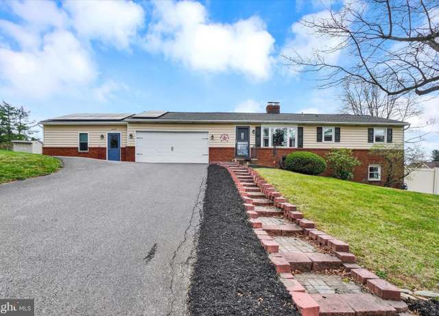 Property at 231 Kirsta Ln, Dallastown, PA 17313, 4 beds, 2.5 baths
