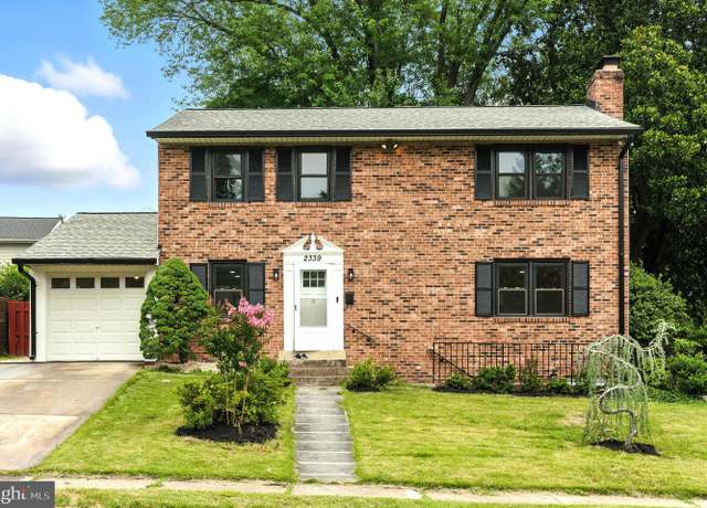 Property at 2339 N Powhatan St, Arlington, VA 22205, 3 beds, 3.5 baths