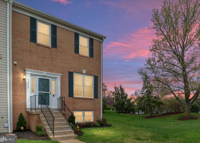 Property at 43477 Blacksmith Sq, Ashburn, VA 20147, 3 beds, 3.5 baths