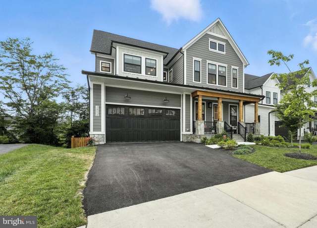 Property at 24008 Littleleaf Ct, Aldie, VA 20105, 5 beds, 4.5 baths