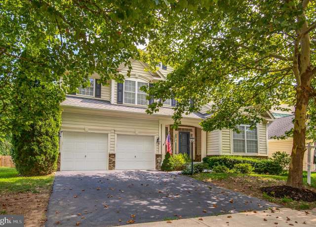 Property at 14028 Albert Way, Gainesville, VA 20155, 4 beds, 3.5 baths