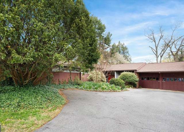 Property at 49 Winslow Rd, Newark, DE 19711, 4 beds, 2 baths