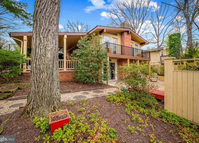 Property at 805 Litchfield Rd, Baltimore, MD 21239, 4 beds, 2.5 baths