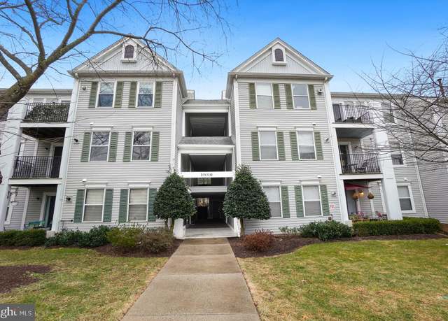 Property at 10016 Vanderbilt Cir #5, Rockville, MD 20850, 3 beds, 2 baths