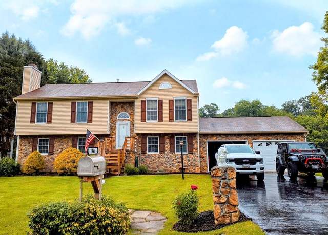 Property at 1946 Londontowne Dr, Hagerstown, MD 21740, 4 beds, 3 baths
