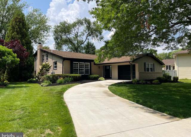 Property at 134 Ramblewood Pkwy, Mount Laurel, NJ 08054, 4 beds, 2.5 baths