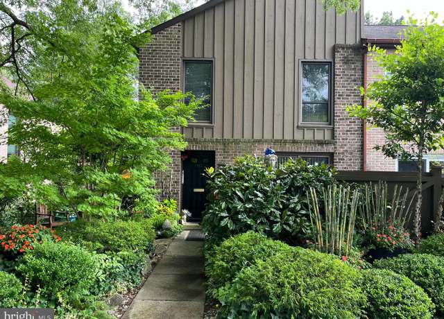 Property at 87 Winged Foot Dr, Reading, PA 19607, 3 beds, 4 baths