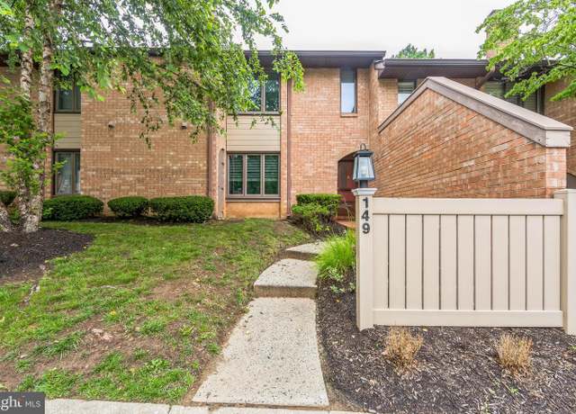 Property at 149 Woodgate Ln #39, Paoli, PA 19301, 3 beds, 2.5 baths
