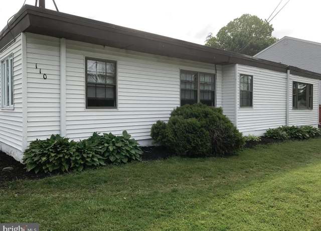 Property at 110 Woodland Ave, Norwood, PA 19074, 3 beds, 2 baths