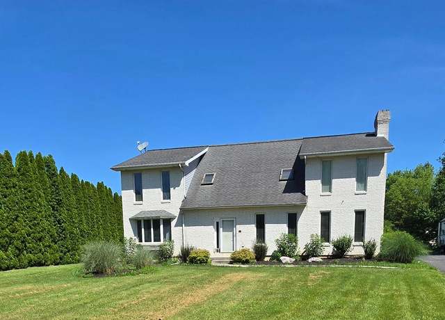 Property at 3662 N Dogwood Rd, Danielsville, PA 18038, 5 beds, 2 baths