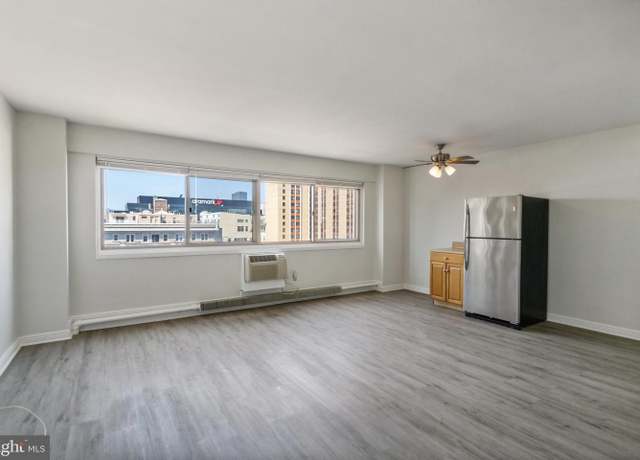 Property at 2101-17 Chestnut St #1015, Philadelphia, PA 19103, 2 beds, 1 bath