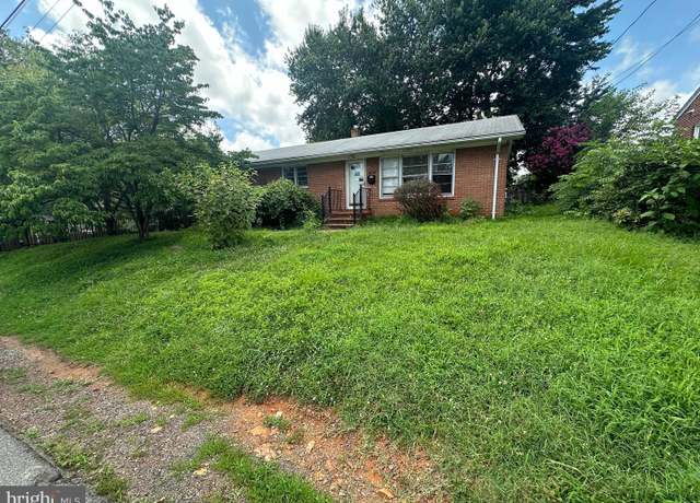 Property at 880 Hilltop Dr, Culpeper, VA 22701, 3 beds, 2 baths