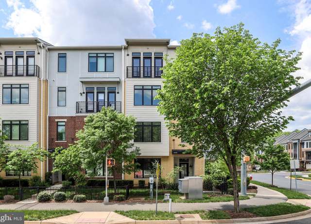 Property at 1102 Ribbon Limestone Ter SE, Leesburg, VA 20175, 3 beds, 2.5 baths
