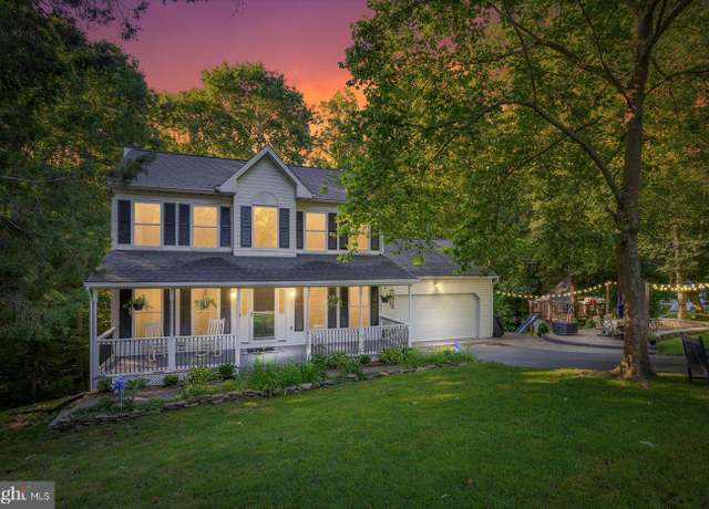 Property at 8002 Sourwood Ct, Spotsylvania, VA 22551, 4 beds, 3.5 baths