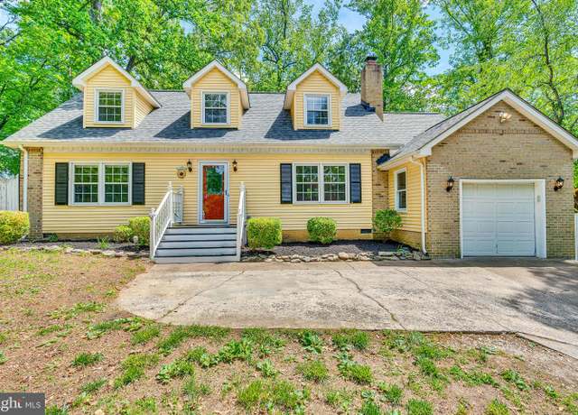 Property at 158 Olde Concord Rd, Stafford, VA 22554, 4 beds, 2 baths