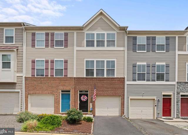 Property at 215 Woodstream Cir #2989, Stafford, VA 22556, 3 beds, 2.5 baths