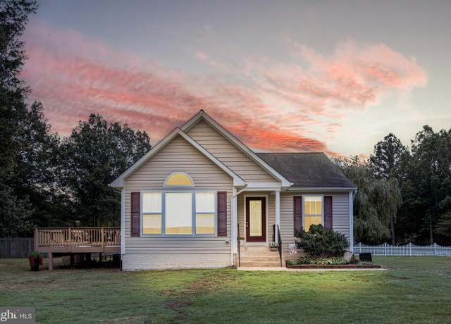 Property at 112 Azalea Rd, Colonial Beach, VA 22443, 3 beds, 2 baths