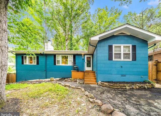 Property at 26 Shore Ln, Harpers Ferry, WV 25425, 3 beds, 2 baths