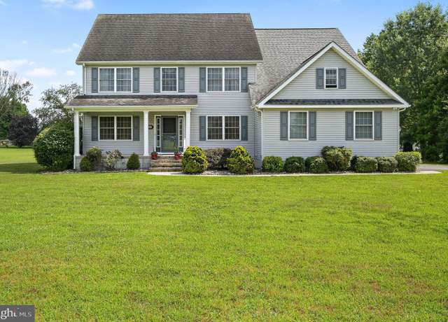Property at 107 Crosby Knoll Cir, Dover, DE 19904, 4 beds, 4.5 baths