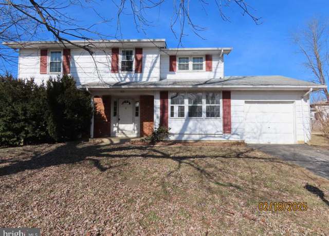 Property at 517 Garrick Rd, Hockessin, DE 19707, 4 beds, 2.5 baths