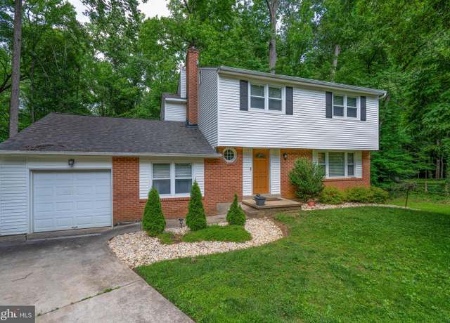 Property at 759 Arbour Dr, Newark, DE 19713, 4 beds, 2 baths
