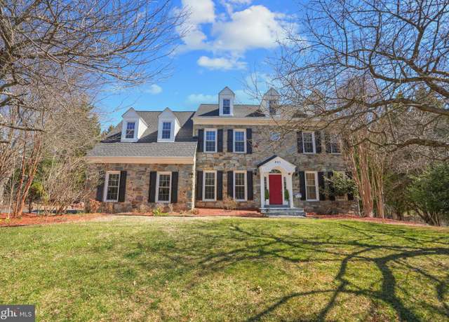 Property at 401 Firestone Dr, Ashton, MD 20861, 7 beds, 4.5 baths