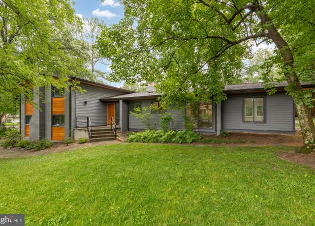 Property at 11604 Danville Dr, Rockville, MD 20852, 5 beds, 3.5 baths