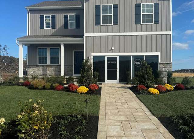 Property at 125 Malibu Dr, Egg Harbor Township, NJ 08234, 4 beds, 2.5 baths
