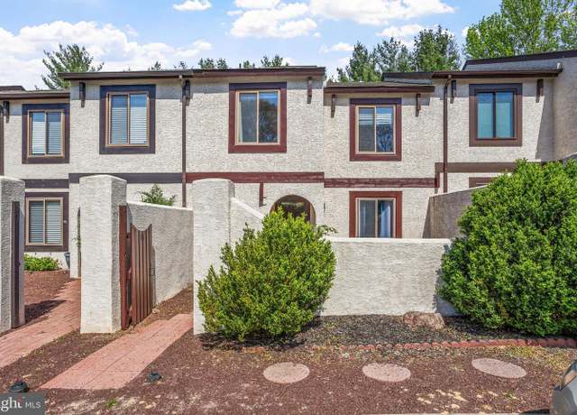 Property at 18 Five Crown Royal, Marlton, NJ 08053, 3 beds, 2.5 baths
