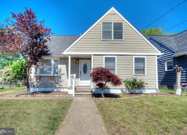 Property at 765 Wick Blvd, Woodbury, NJ 08096, 3 beds, 2 baths